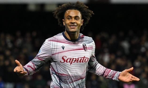 Joshua Zirkzee - Manchester United lead race for Bologna striker Joshua Zirkzee - Bóng Đá