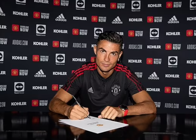 Gary Lineker reveals Ed Woodward tied up Cristiano Ronaldo's Manchester United return - Bóng Đá