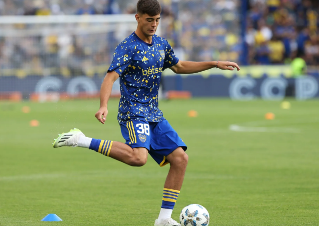 Real Madrid tracking 18-year-old Argentine centre-back with €18 million release clause (Aaron Anselmino.) - Bóng Đá