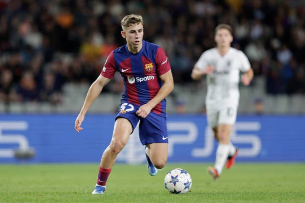 Fermin Lopez registered with Barcelona first team & handed new shirt number - Bóng Đá