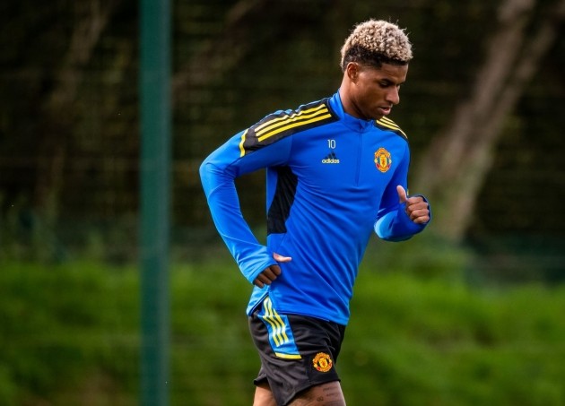 Marcus Rashford reveals he played through pain for 11 months as Manchester United forward nears return - Bóng Đá