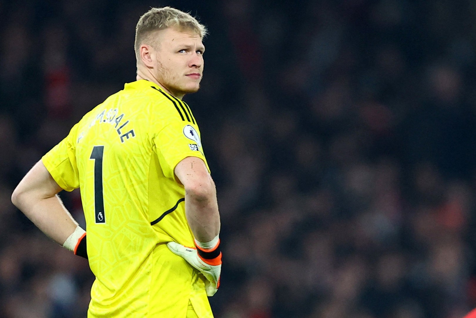 Arsenal hòa đội chót bảng: Run rẩy đấu Man City - Bóng Đá