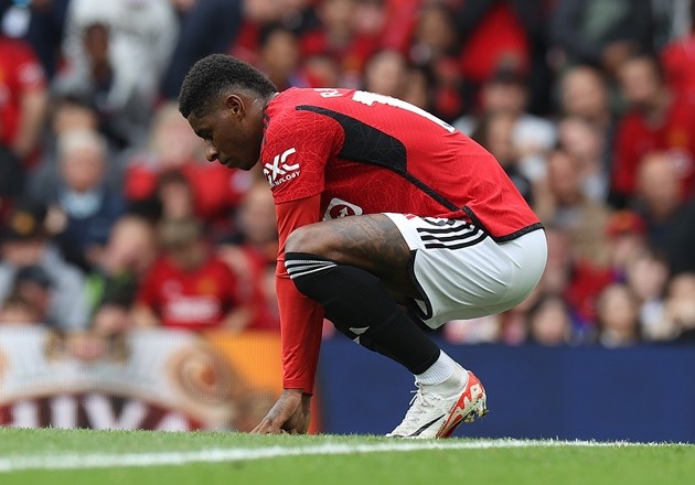 Cầu thủ không thể thay thế của M.U nên được thay thế - Bóng Đá