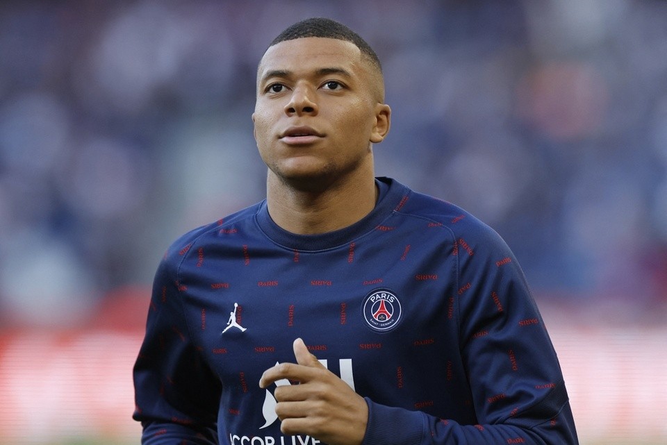 Người đại diện Mendy: 'Real tiền đâu mua Mbappe' - Bóng Đá