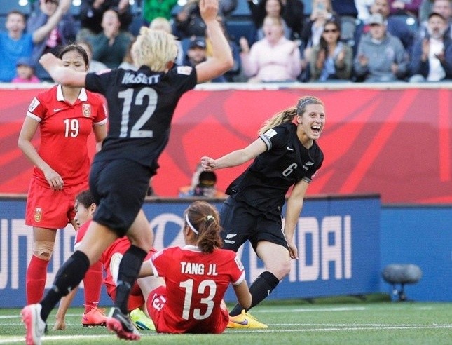 Hành trình chống ung thư của trung vệ New Zealand - Bóng Đá