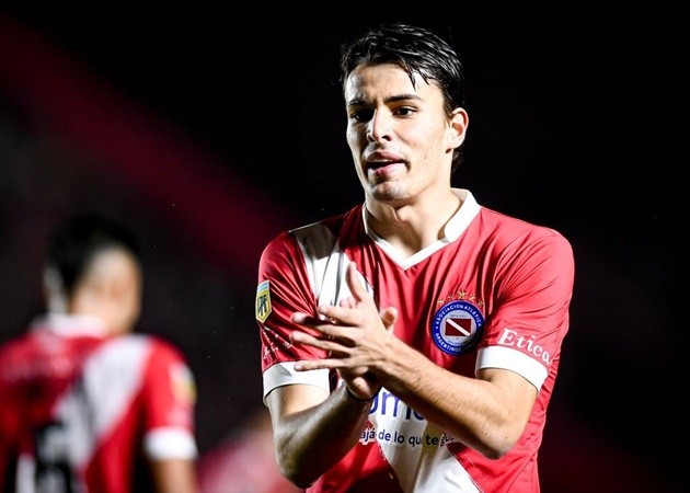 Có một Sergio Busquets khác ở Argentina - Bóng Đá