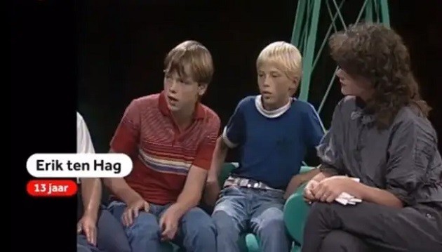 Ten Hag 13 tuổi với Johan Cruyff - Bóng Đá