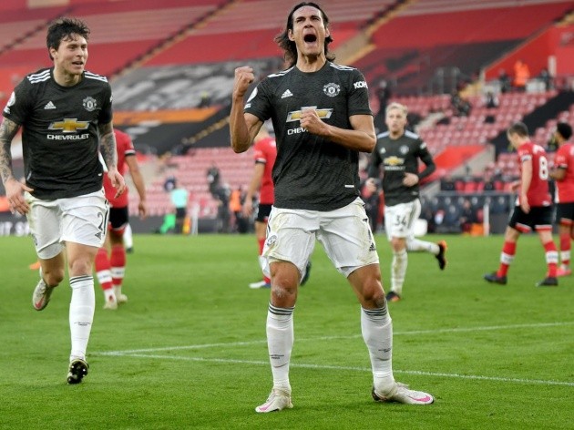 Đấu Leicester, Man Utd có 3 