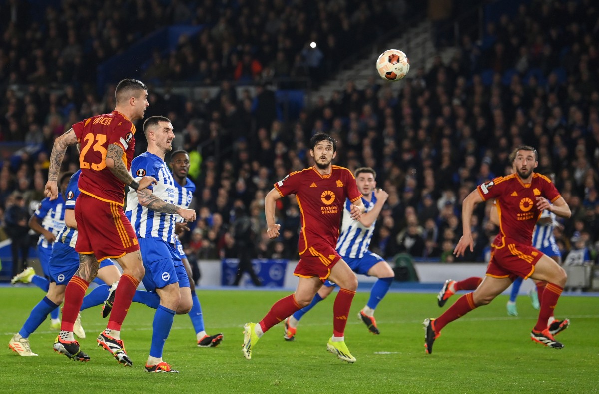West Ham ngược dòng thắng hủy diệt; Brighton hạ Roma vẫn bị loại - Bóng Đá