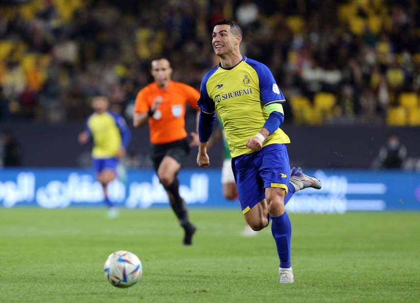 Thế giới không lãng quên Ronaldo - Bóng Đá