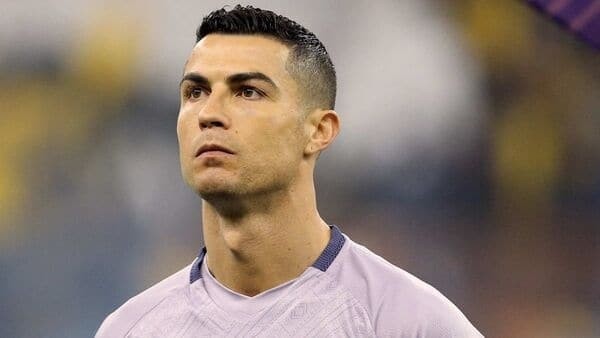 Fan đòi trục xuất Ronaldo khỏi Saudi Arabia - Bóng Đá