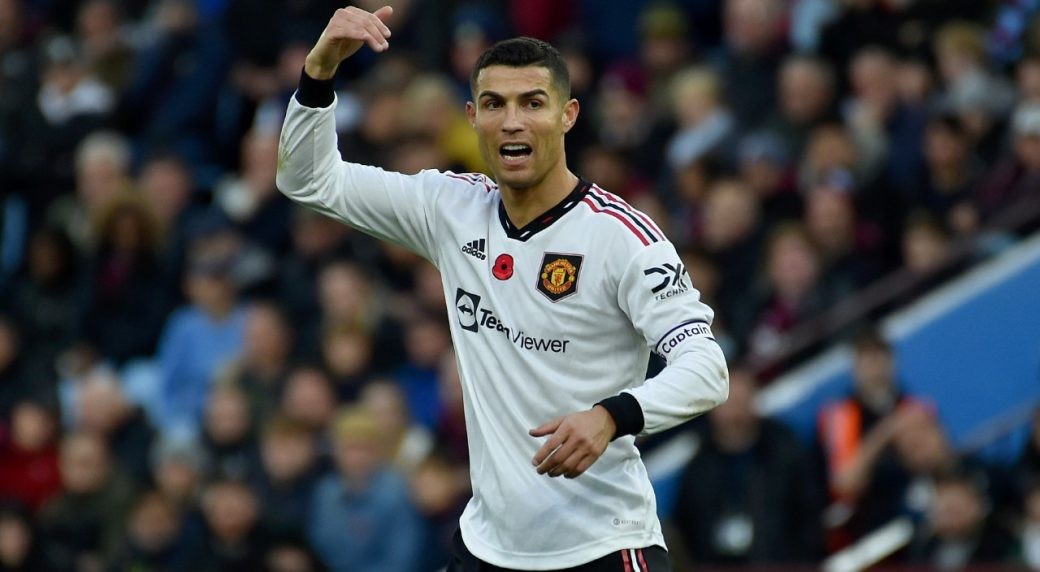 Không còn đường lui ở Old Trafford - Bóng Đá