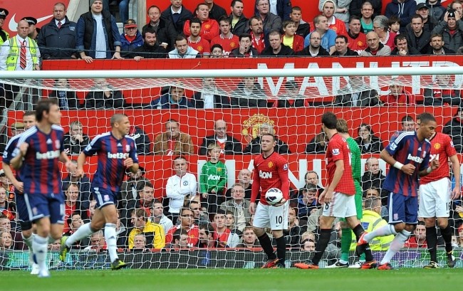 Những cầu thủ 'đóng hai vai' trong một trận đấu tại Premier League - Bóng Đá