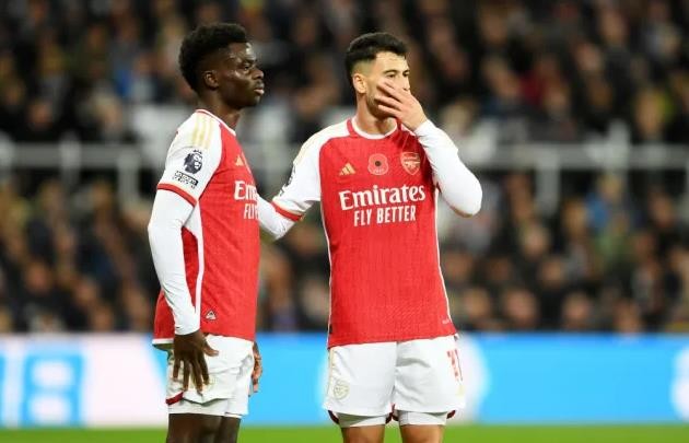 Bukayo Saka and Gabriel Martinelli absent from Arsenal training but Emile Smith Rowe returns - Bóng Đá