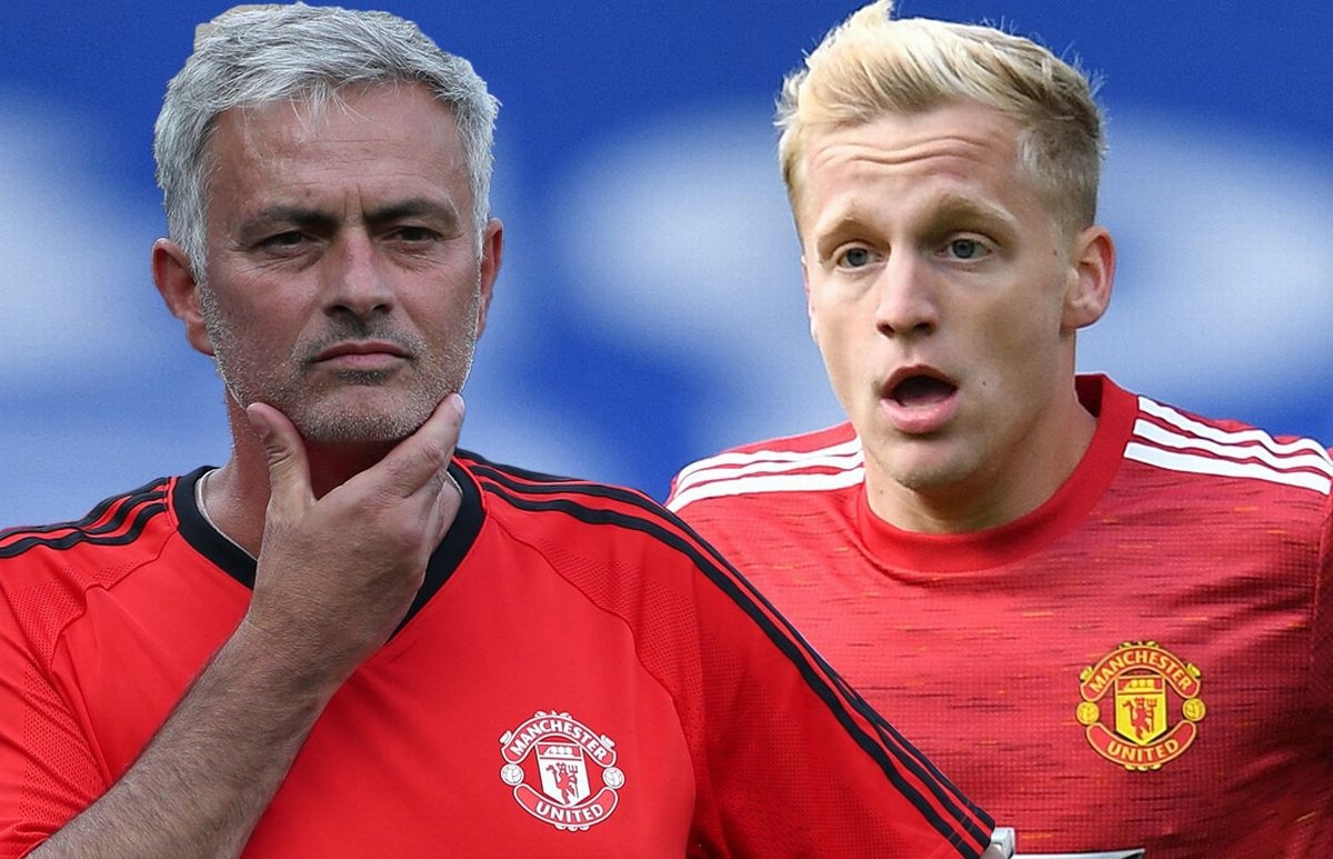 Jose Mourinho failed in attempt to sign Van de Beek - Bóng Đá