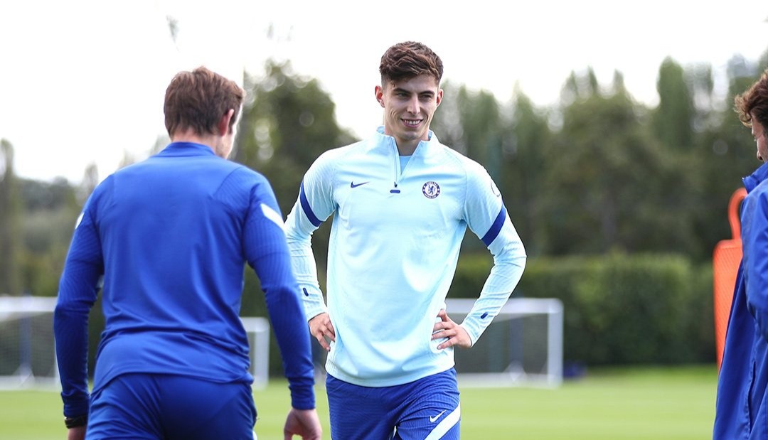 Saul's shooting, Jorginho's joke - 4 things spotted in Chelsea training ahead of Aston Villa - Bóng Đá