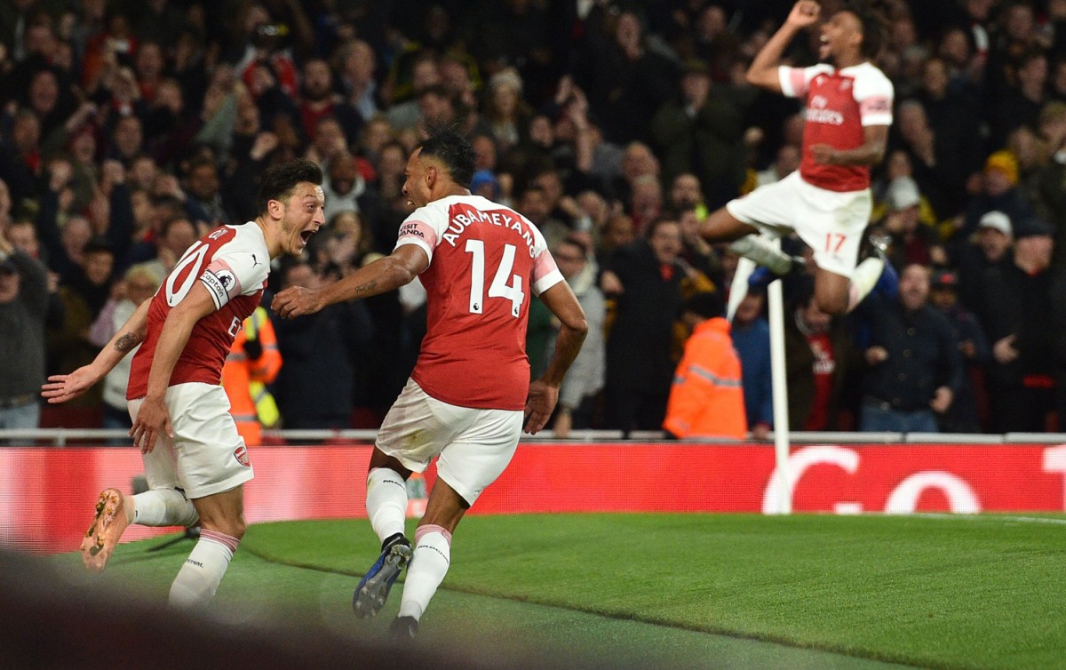 Arsenal đang lặp lại sai lầm tương tự với Mesut Ozil - Bóng Đá