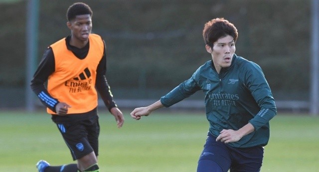 Arsenal called up 15-year-old wonderkid Chido Obi-Martin to first-team training on Tuesday, according to reports. - Bóng Đá