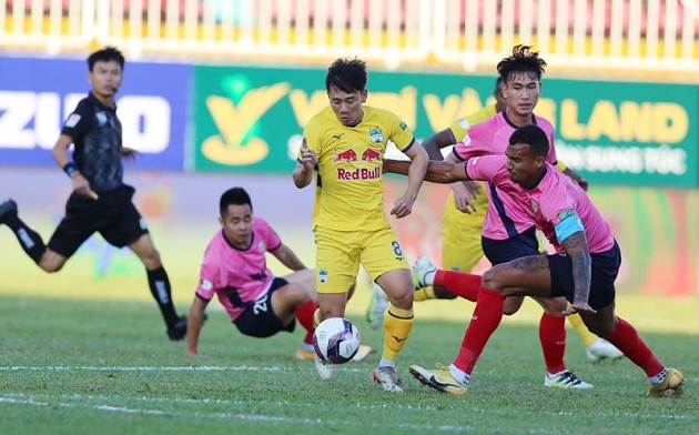 Hoàng Vũ Samson và HAGL: Phù hợp nhiều mặt, chỉ còn 1 điều lấn cấn - Bóng Đá