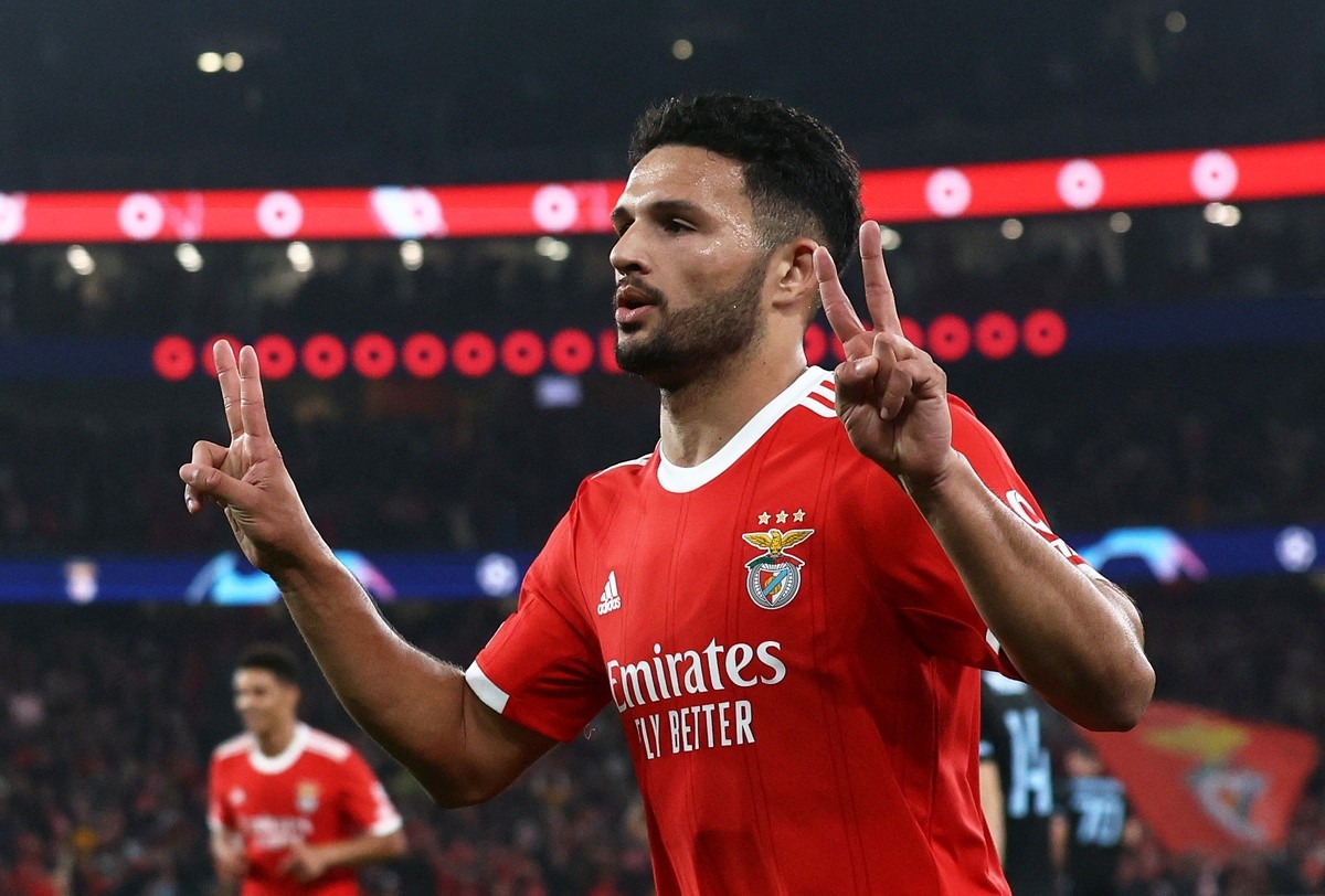 PSG cải tổ đội hình với 7 cầu thủ mới - Bóng Đá