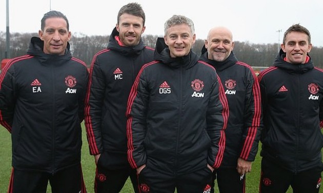 Bằng chứng cho thấy BLĐ Man Utd vẫn tin tưởng Solskjaer - Bóng Đá