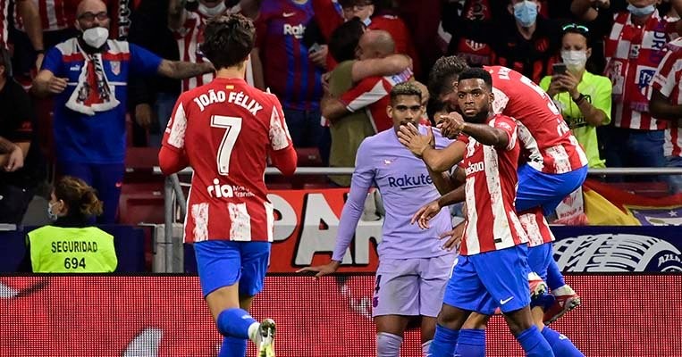 Suarez ghi bàn, Griezmann cười tươi khi Atletico đè bẹp Barca - Bóng Đá