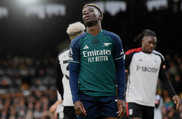Bukayo Saka: Kiệt quệ từ thể chất đến tinh thần - Bóng Đá