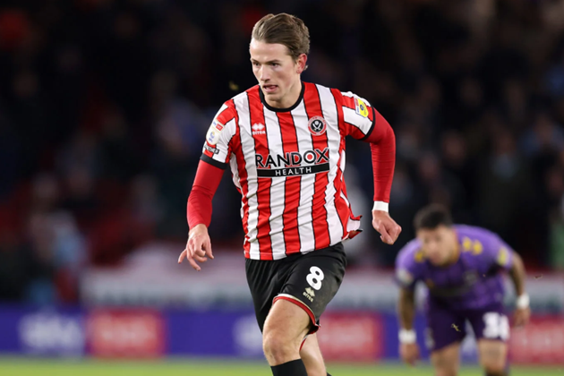 MOURINHO AND MILAN BATTLING FOR REDS TARGET BERGE (Sander Berge) - Bóng Đá