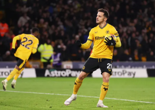 Rio Ferdinand ‘cannot believe’ Wolves penalty decision in Manchester United thriller - Bóng Đá