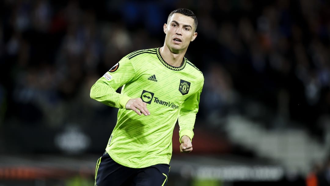 Cristiano Ronaldo handed two match ban and fined £50k for smashing phone out of fan’s hand before Man Utd exit - Bóng Đá