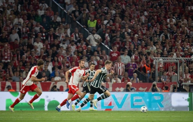Choáng với Scott McTominay - Bóng Đá