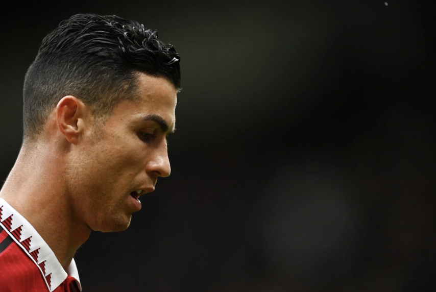 Sự vĩ đại của Ronaldo giờ là trong phòng trưng bày - Bóng Đá