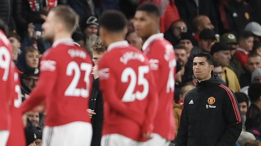 Sự vĩ đại của Ronaldo giờ là trong phòng trưng bày - Bóng Đá