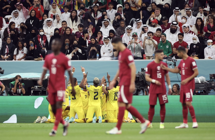 Vì sao đương kim vô địch châu Á thảm bại ở World Cup? - Bóng Đá