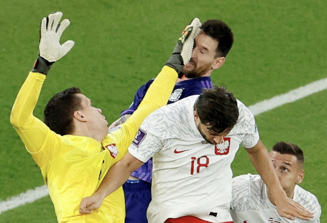 Lý do Argentina được hưởng phạt đền - Bóng Đá