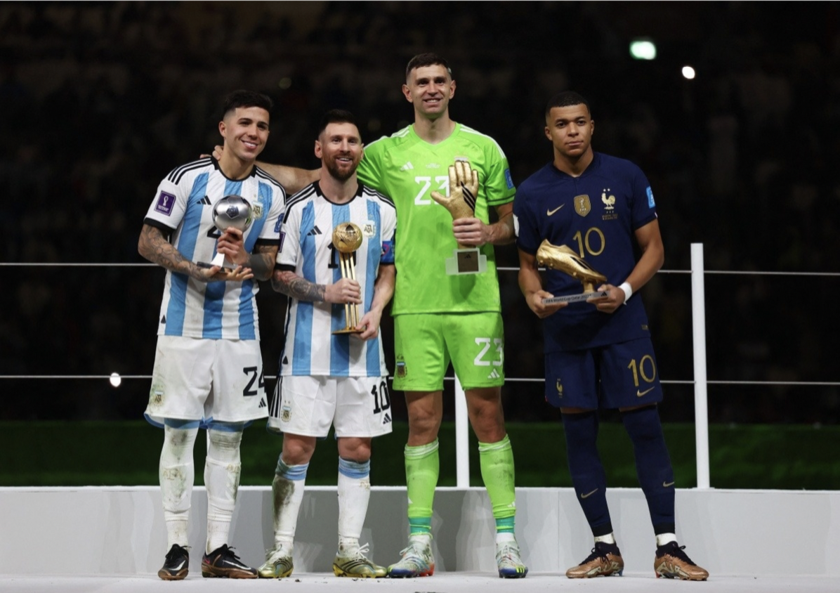 'Trò chơi tâm lý' của Emiliano Martinez giúp Argentina vô địch - Bóng Đá