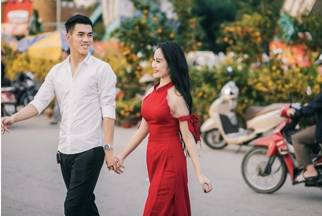 Các mối tình 'chị em' của Tiến Linh - Bóng Đá