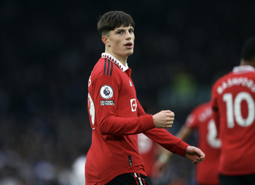 Ten Hag giúp MU chơi biến hóa - Bóng Đá