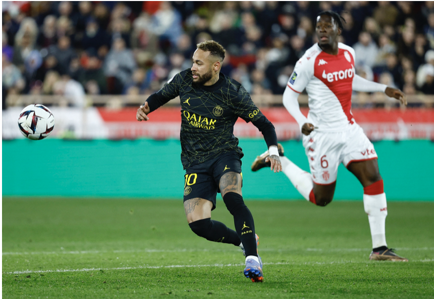 Neymar lại trở thành vấn đề với PSG - Bóng Đá