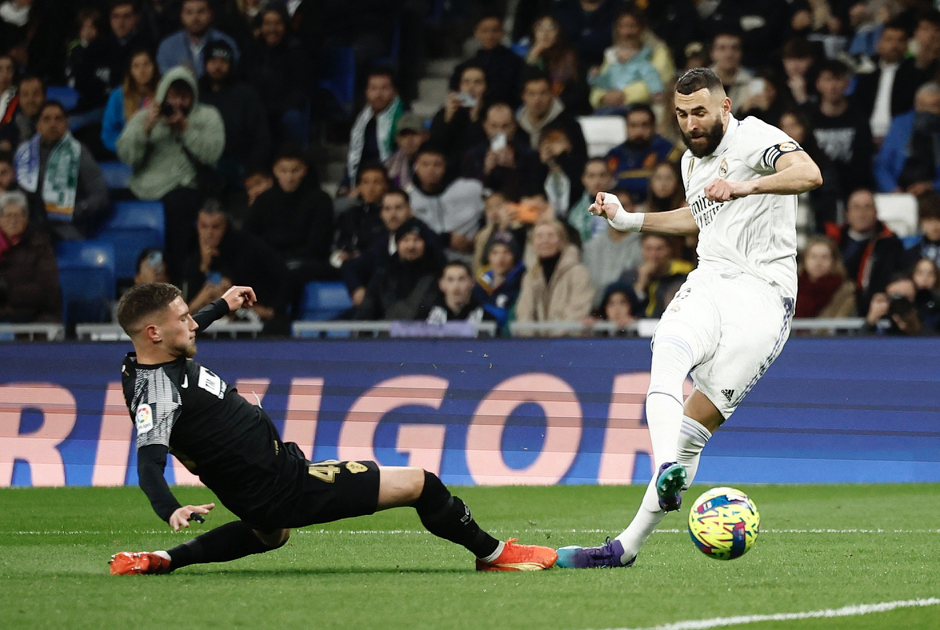 Benzema đi vào lịch sử Real Madrid - Bóng Đá