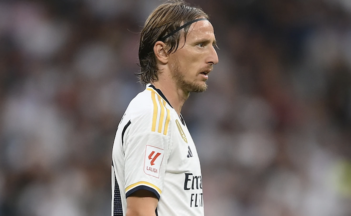 Luka Modric thừa nhận cảm thấy 'kỳ lạ' khi ngồi dự bị - Bóng Đá