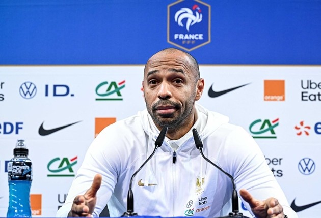 Vì William Saliba, Arsenal 