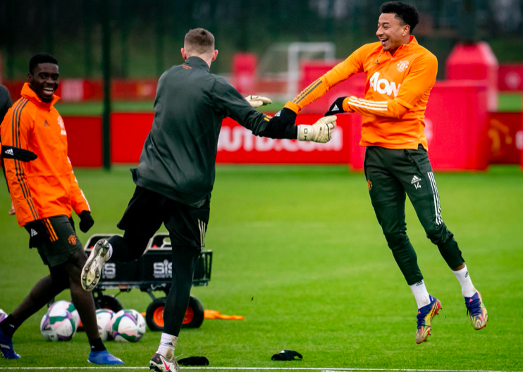 Ảnh tập Manchester United cực cháy - Bóng Đá