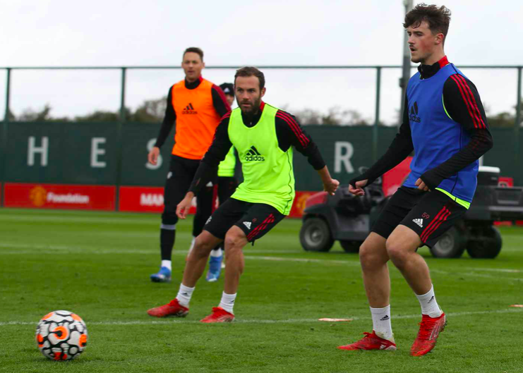 De Beek gây bất ngờ trên sân tập M.U, Rashford ra sân lần đầu mùa này - Bóng Đá