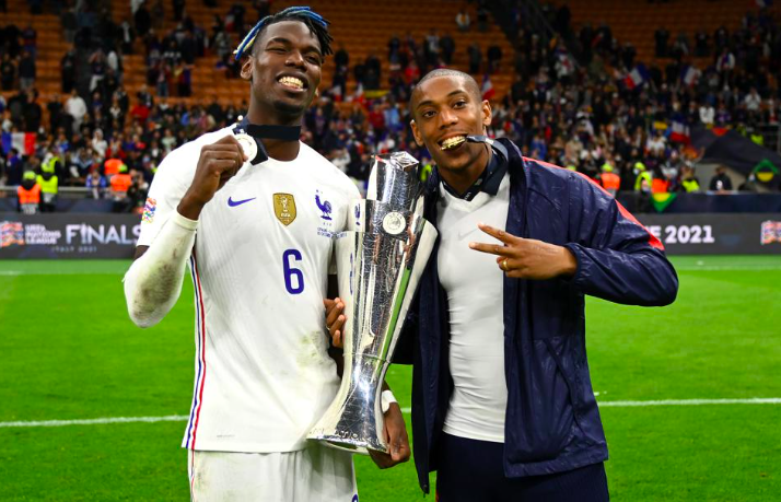 Martial cười tươi khi cùng Pháp ăn mừng danh hiệu Nations League - Bóng Đá
