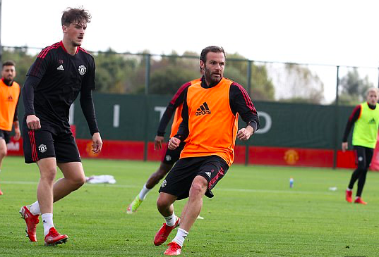 8 cầu thủ tài năng xuất hiện trên sân tập Quỷ đỏ là ai? - Bóng Đá