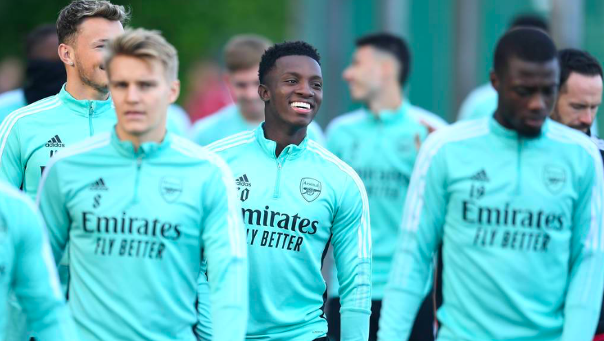 Cú hích xuất hiện, sân tập Arsenal có bầu không khí tuyệt vời - Bóng Đá