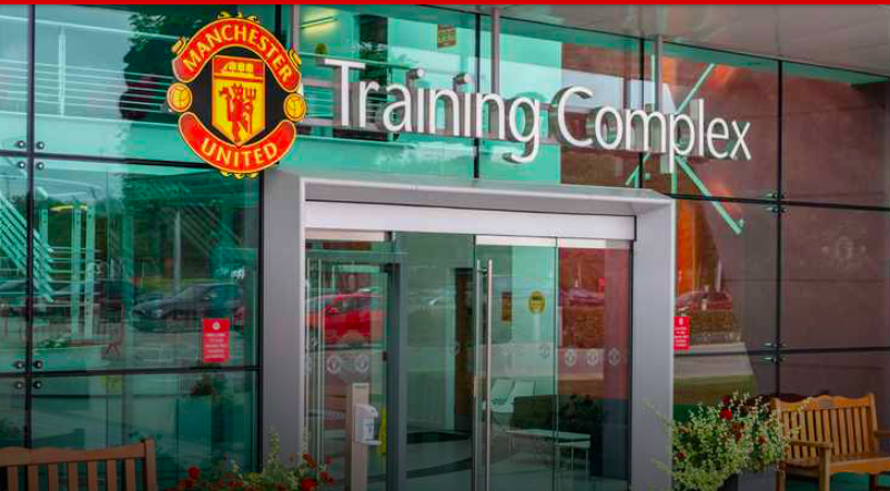 Man Utd club statement relating to covid - Bóng Đá