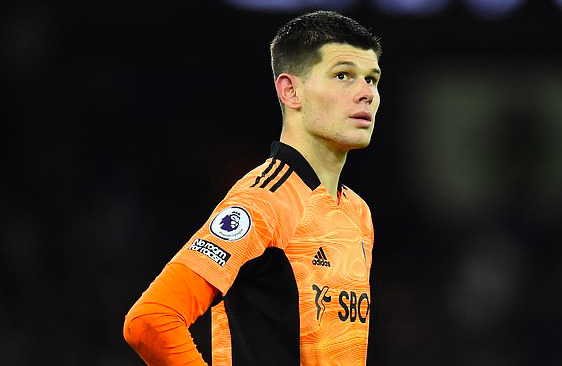 Manchester United scouts went to watch Leeds goalkeeper Illan Meslier away at Manchester City - Bóng Đá