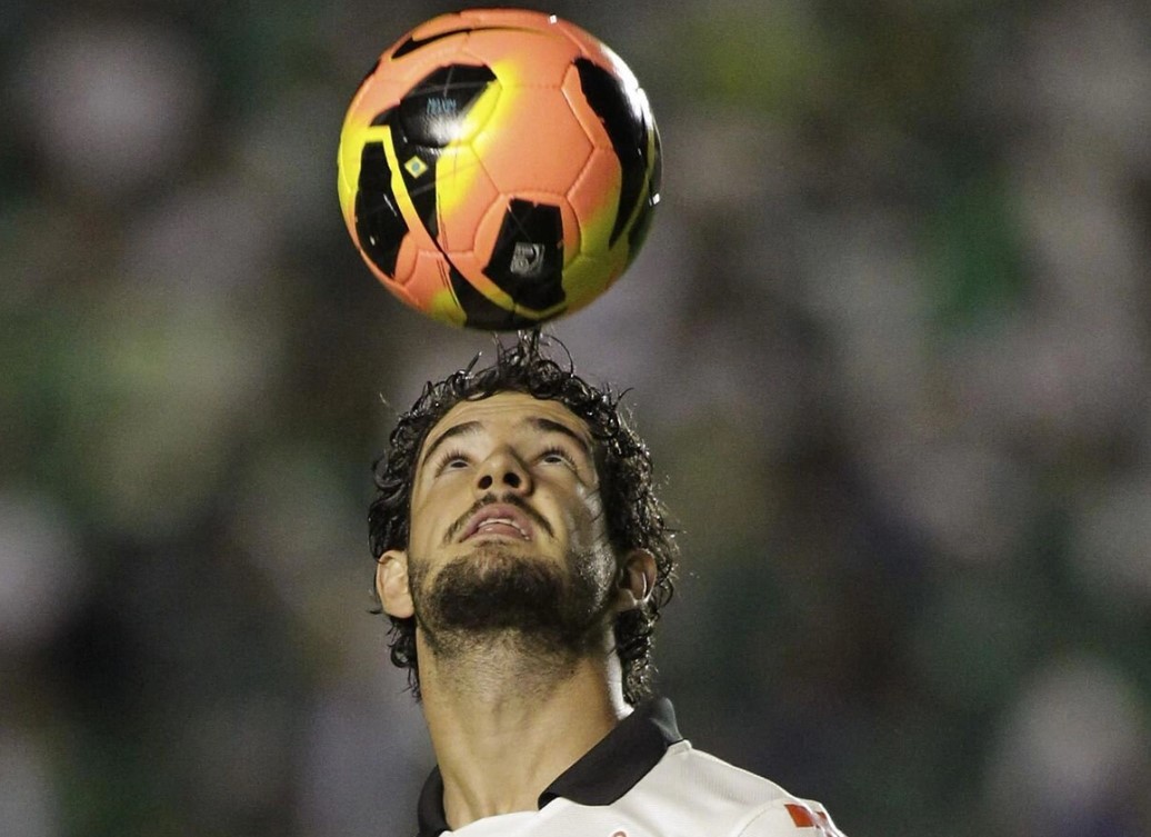 Đằng sau sự nghiệp thất bại của Pato - Bóng Đá